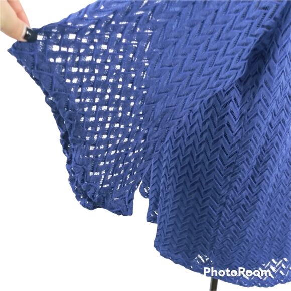 Ashley Blue Bell Sleeve Chevron Long Line  Lace Top 2X - Picture 3 of 9